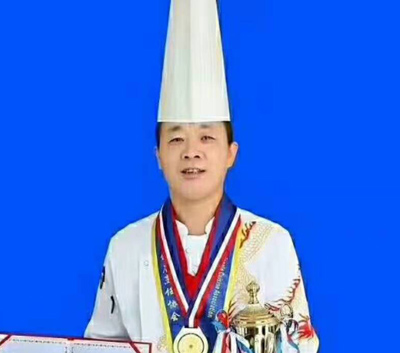 中国烹饪大师康燕飞